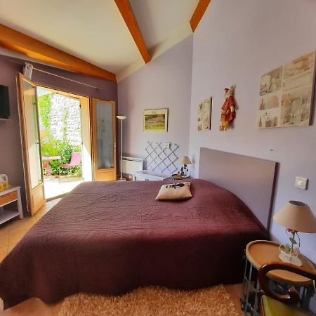 Louminai Bed & Breakfast Donzère Exterior foto