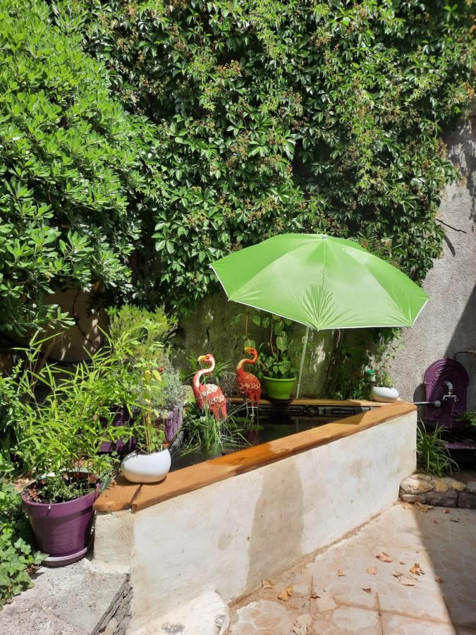Louminai Bed & Breakfast Donzère Exterior foto